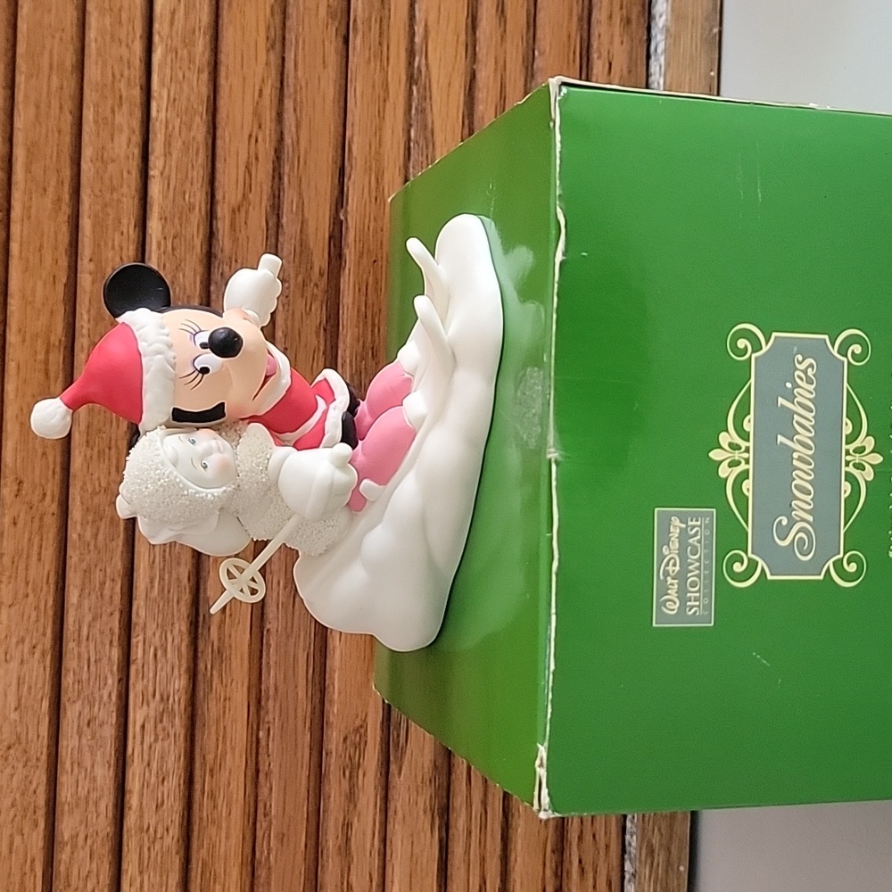 SNOWBABIES DEPARTMENT 56 WALT DISNEY MINNIES SPECIAL DELIVERY FIGURINE HOLIDAY